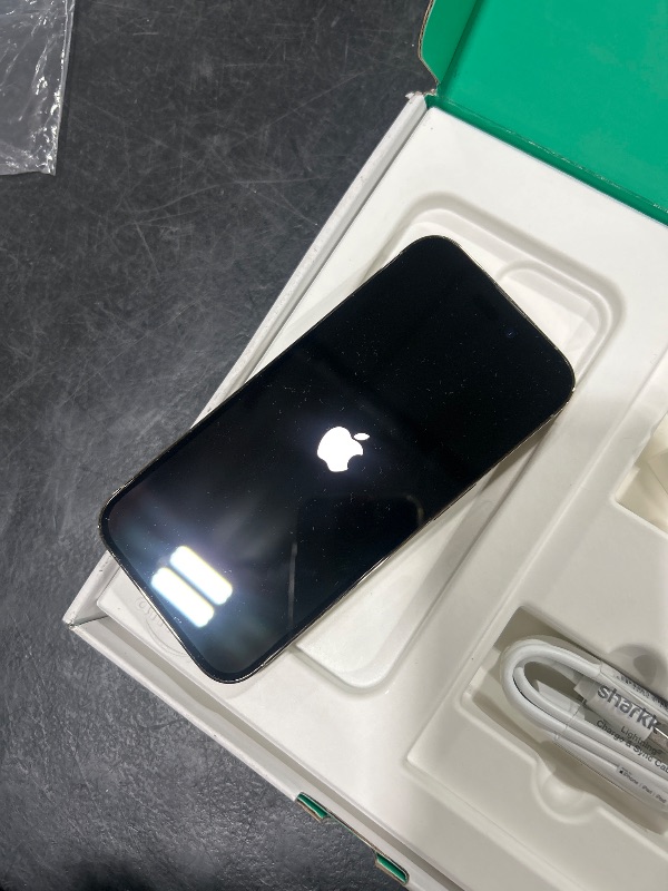 Photo 1 of Apple iPhone 14 Pro, 256GB, Gold - Unlocked (Renewed Premium)