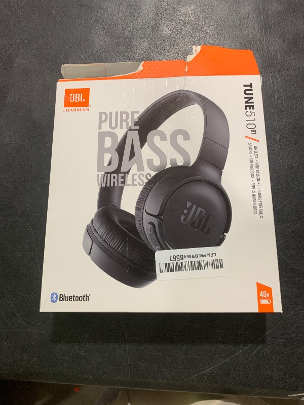 Photo 1 of JBL Tune 510BT - Bluetooth headphones with up to 40 hours battery, microphone for call, foldable and comfortable, Android and iOs compatible (Black)