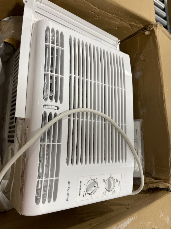 Photo 1 of LG 8,000 Window Air Conditioner, 115V, 350 Sq.Ft. (14' x 25' Room Size), Quiet Operation, Electronic Control with Remote, 3 Cooling & Fan Speeds, Auto Restart, 8000 BTU, White
