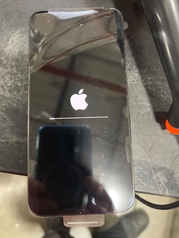Photo 1 of Apple iPhone 15 Pro Max, 256GB, Black Titanium - Unlocked (Renewed)