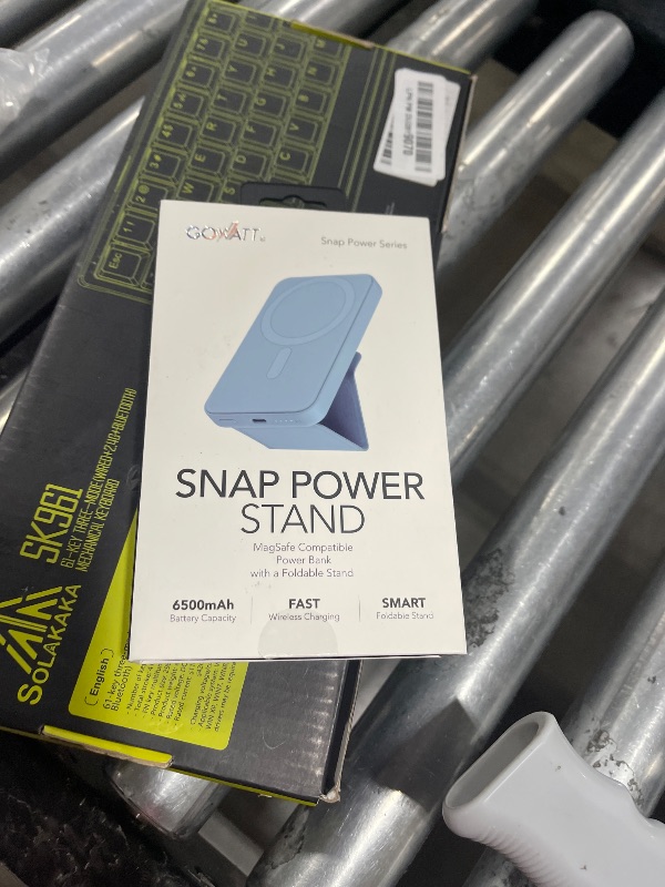 Photo 1 of GOWATT Portable Power Bank 6500mAh Foldable Magnetic Battery Pack Fast Charging Wireless Power Bank Compatible with iPhone 16/15/14/13/12 Series