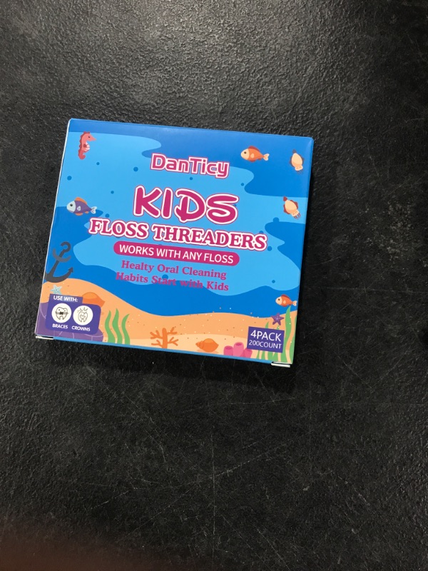 Photo 1 of Preteen Kids Floss Threaders, Deep Clean Orthodontic Threader Floss for Braces, Bridges, and Implants 200PCS (4Pack)