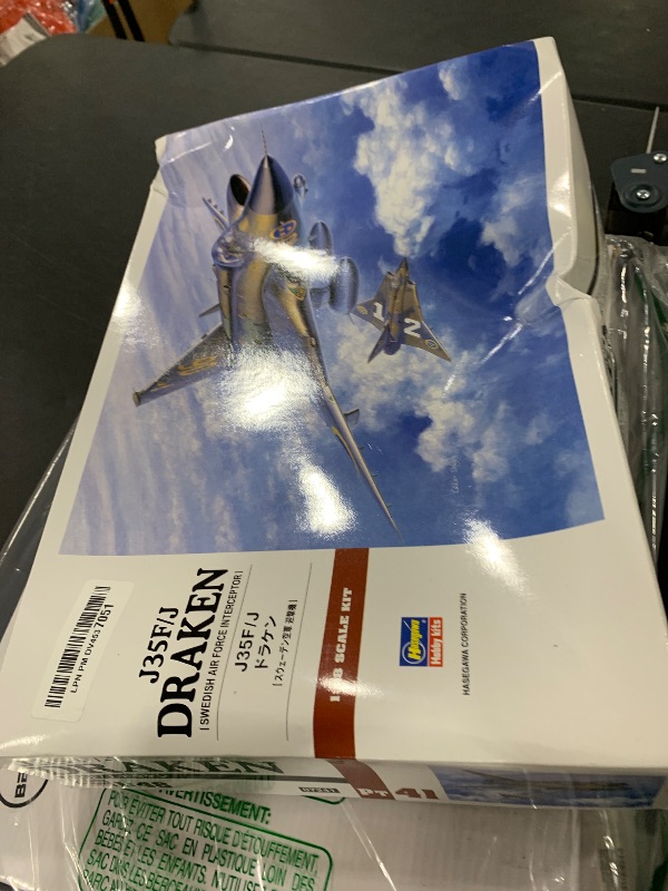 Photo 1 of Hasegawa 1:48 Scale J35F/J Draken Model Kit