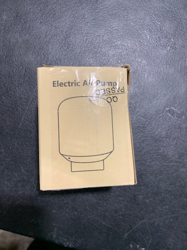 Photo 1 of Electric Air Pump for Vacuum Storage Bags 55W Vacuum Seal Pump for Compressing Clothing Portable Vacuum Pump With Various Clothing/Quilts/Blankets