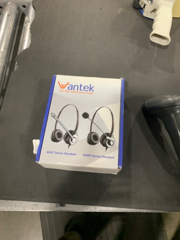 Photo 1 of Wantek Corded Telephone Headset Mono w/Noise Canceling Mic for Avaya Aastra Allworx Adtran Alcatel Lucent AltiGen Comdial Digium Gigaset InterTel Mitel Plantronics MiVoice Landline Deskphones(F600S1)