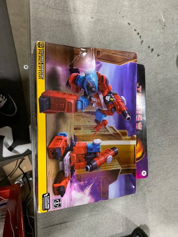 Photo 1 of Hasbro F6946 Transformers Retro The Transformers Movie Perceptor Action Figure