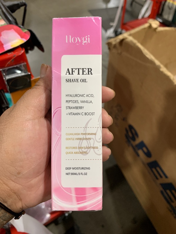 Photo 1 of THUIOP Strawberry Vanilla After Shave Oil women for Smooth Skin, Soft Serve After Shave Oil, Prevent Ingrown Hairs & Dryness 1PCS