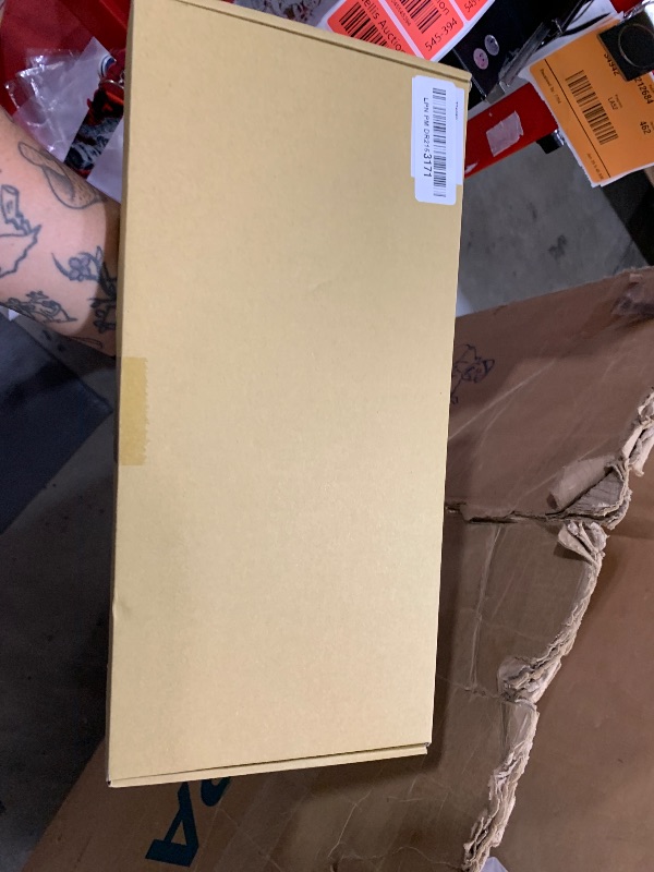 Photo 1 of A1953 Laptop Battery for MacBook Pro A1990 (Mid 2018 2019 ) MacBook Pro 15" EMC 3215 EMC 3359 BTO/CTO MV902LL/A MV912LL/A MV922LL/A MV932LL/A MV942LL/A MV952LL/A MV962LL/A MV972LL/A MV902B/A MR962LL/A