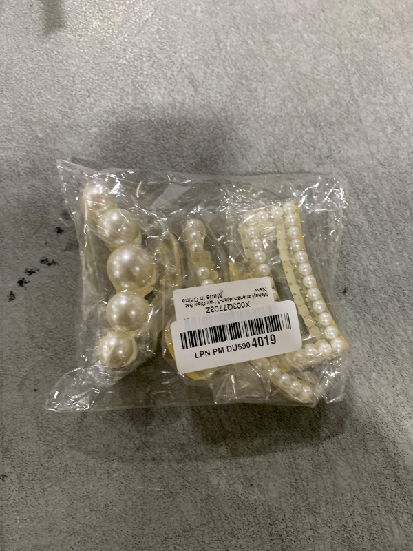 Photo 1 of Mehayi 4 PCS Large Pearl Hair Claw Clips for Women Girls, Hair Barrette Clamps for Thick Thin Hair, Fashion Hair Accessories Headwear Styling Tools for Party Wedding