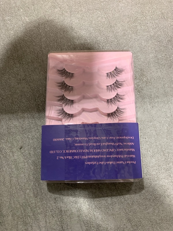Photo 1 of Half Lashes Natural Eyelashes Wispy Lashes Natural Look Cat Eyelashes False Corner Lashes Soft Fluffy 3/4Lashes False Eyelashes 7 Pairs D18
