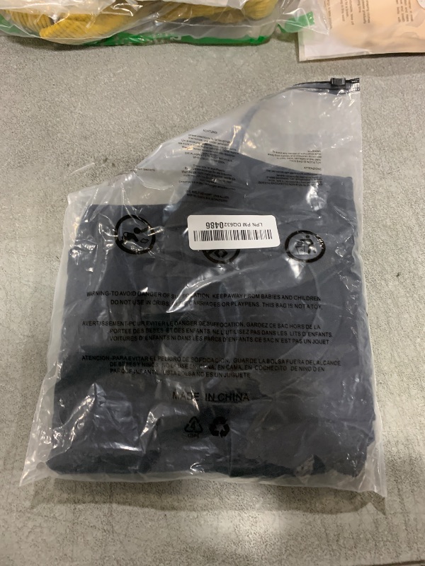 Photo 1 of Ultra Performance Men's Athletic 2 in 1 Compression Shorts 2 Pack Mens Gym Workout Running Short’s for Men, 5 Inch Inseam (SIZE UNKNOWN)