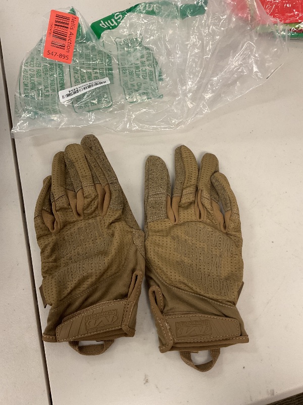 Photo 1 of Mechanix Wear: Tactical Specialty Vent Tactical Gloves, Touch Capable, High Dexterity, Gloves for Airsoft, Paintball, and Field Work, Work Gloves for Men (Brown, Small)