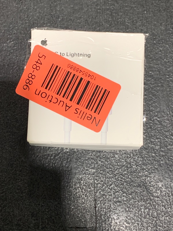 Photo 1 of Apple USB-C to Lightning Cable (2 m)