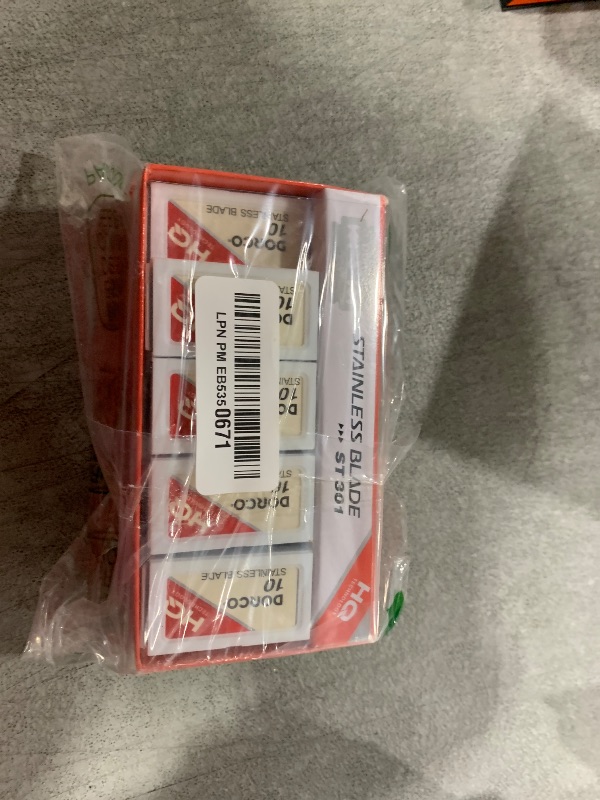 Photo 1 of Dorco ST301 Platinum Extra Double Edge Razor Blades 200 Count, Super Sharp for Smooth, Precise Shave