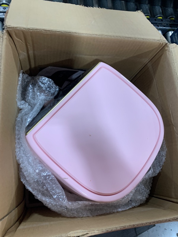 Photo 1 of Paris Hilton Air Fryer, Large 6-Quart Capacity, Nonstick Made without PFAS, Touchscreen Display, 8-in-1 (Air Fry, Roast, Broil, Bake, Reheat, Keep Warm, Pizza, Dehydrate), Dishwasher Safe, Pink
