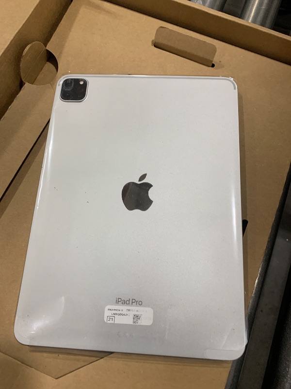 Photo 1 of 2022 Apple iPad Pro (11-inch, Wi-Fi, 256GB) - Silver (Renewed)