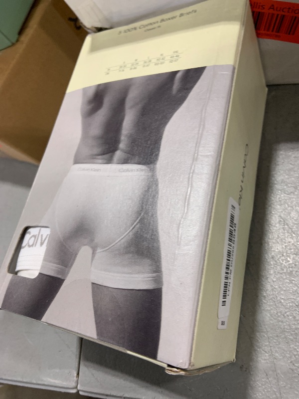 Photo 1 of Calvin Klein Men's Cotton Classics 5-pack Boxer Brief, 5 White Bodies W / White Wb, Large