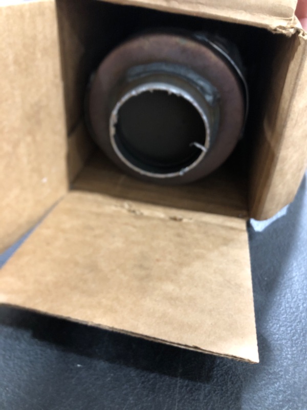 Photo 1 of Walker Exhaust CalCat Carb 84302 Universal Catalytic Converter 2.25" Inlet (Inside) 2.25" Outlet (Inside)