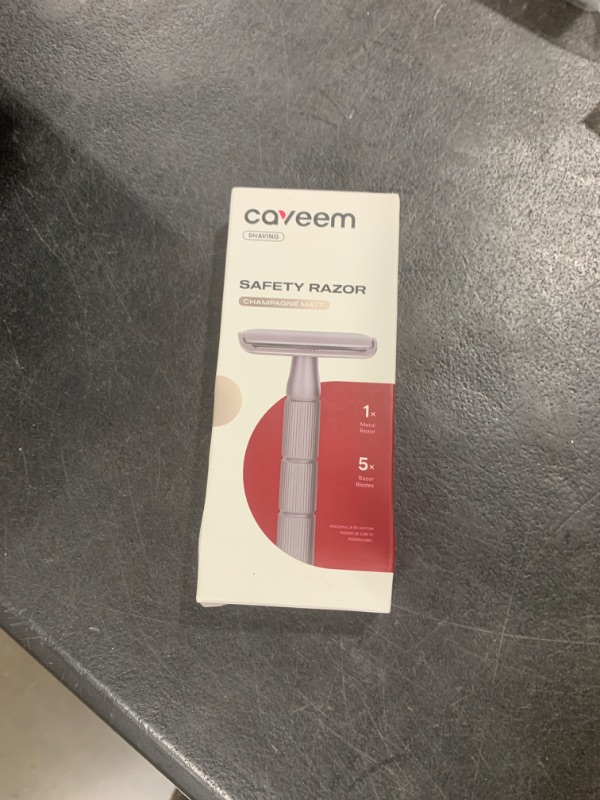 Photo 1 of Shaving razor 