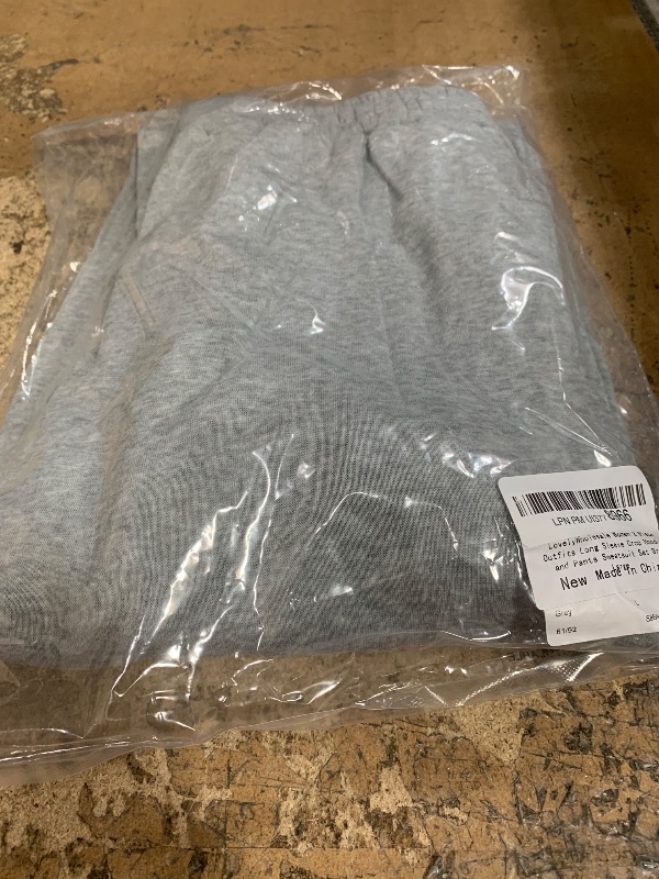 Photo 1 of ***Missing top ***Its only pants **
LovelyWholesale Women 2 Piece Outfits Long Sleeve Crop Hoodies and Pants Sweatsuit Set Grey Large