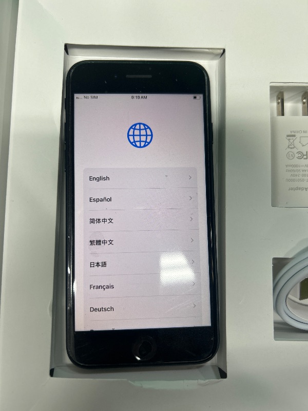 Photo 1 of *** SEE NOTES ***Apple iPhone SE 3rd Gen, 64GB, Midnight - Unlocked (Renewed Premium)