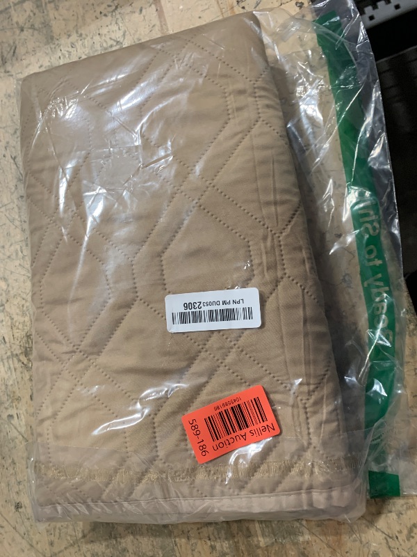 Photo 1 of Ameritex Waterproof Dog Bed Cover Pet Blanket for Furniture Bed Couch Sofa Reversible