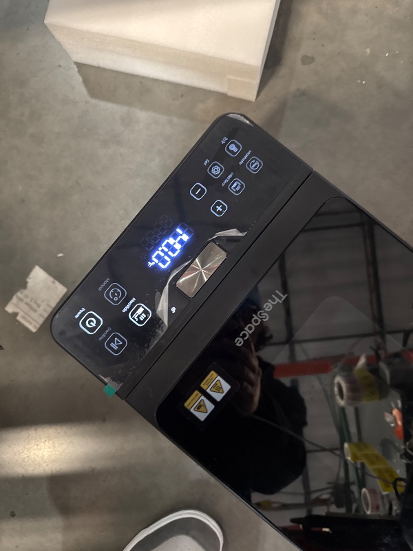 Photo 1 of All-in-one Sous Vide Cooker, Waterless, Bagless, with Built-in Probe, Preserved flavor, Shape and Texture, The Space Neovide, NSV100