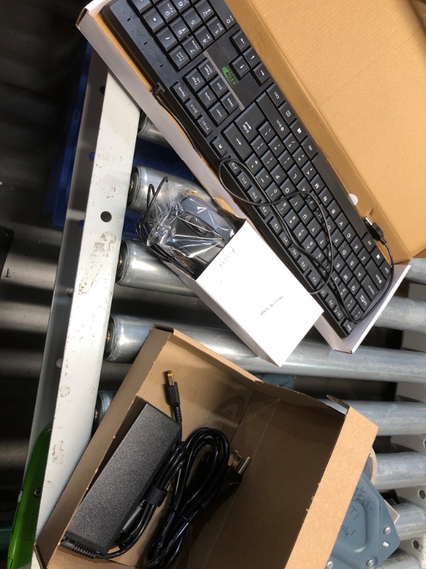 Photo 1 of **FOR PARTS, VGA CORD IS BROKEN**
Lenovo ThinkCentre M700 Tiny Business Desktop PC