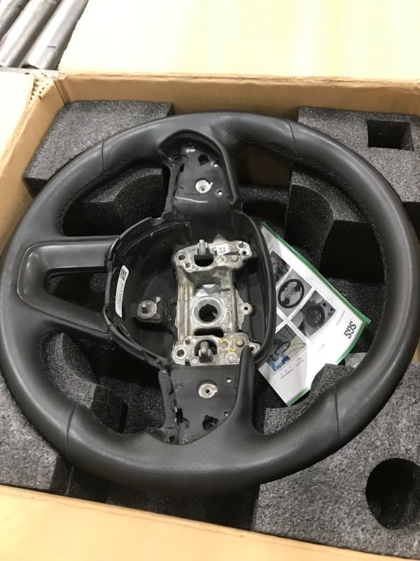 Photo 1 of Steering Wheel UNKNOWN VEHICLE FIT 