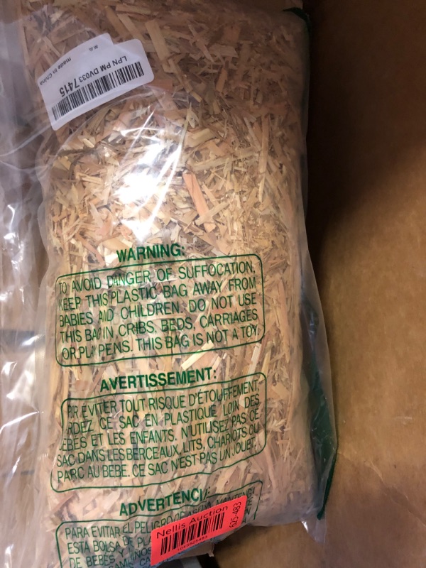 Photo 1 of WNJ Natural Wheat Straw - 1 LB Dry Straw, Soft 100% Natural Straw Bale for Animal Bedding, Garden Mulch, Compost & Stray Cats Dogs Poultry, and Grass Cover