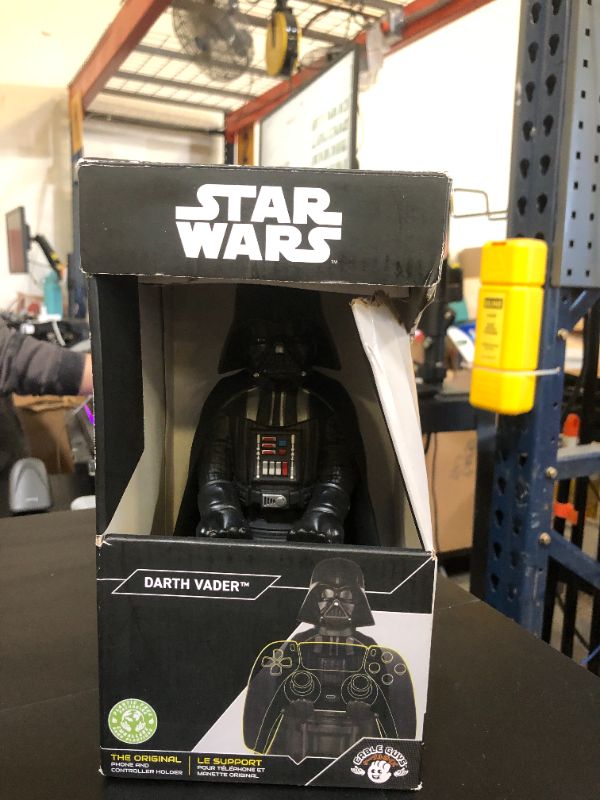 Photo 1 of Exquisite Gaming: Star Wars: Darth Vader - Original Mobile Phone & Gaming Controller Holder, Device Stand, Cable Guys, Licensed Figure (Multi-colored)