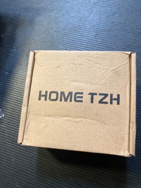 Photo 1 of 3/4" Heavy Duty Floor Flange, Home TZH 4 Pack Malleable iron Pipe Flange for Industrial vintage style, Flanges with Threaded Hole for DIY Project/Furniture/Shelving Decoration(3/4", 4)