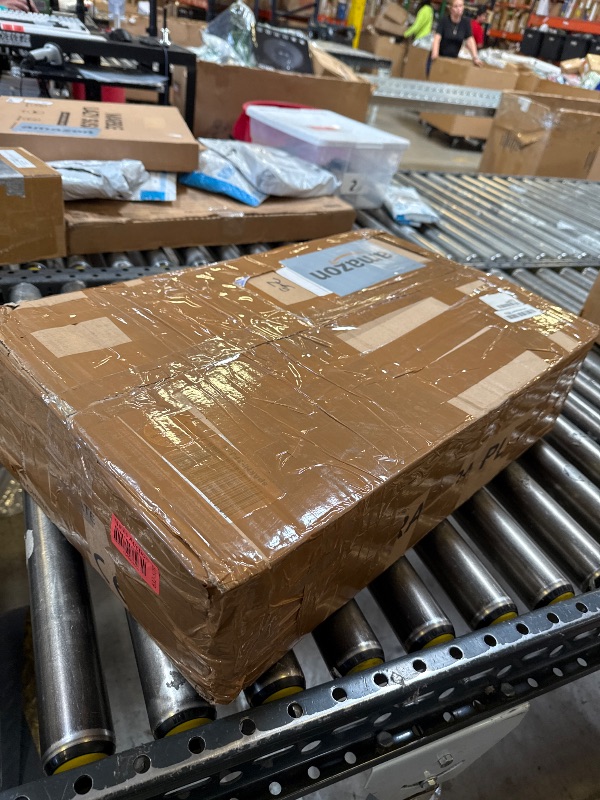 Photo 1 of Vibration Plate Exercise Machine Lymphatic Drainage, Full Body Shaking Workout Vibrating Plate Weight Loss, 199 Adjustable Speeds 450 Lbs Capacity Fitness Platform for Women Men Black