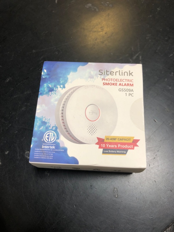 Photo 1 of Siterlink  Detectors,UL217-9th Listed Smoke Alarms with Replaceable Battery,Photoelectric Sensor Smoke Detector with Test-Silence Button,Fire Detectors for Home,House,GS509A 1-Pack