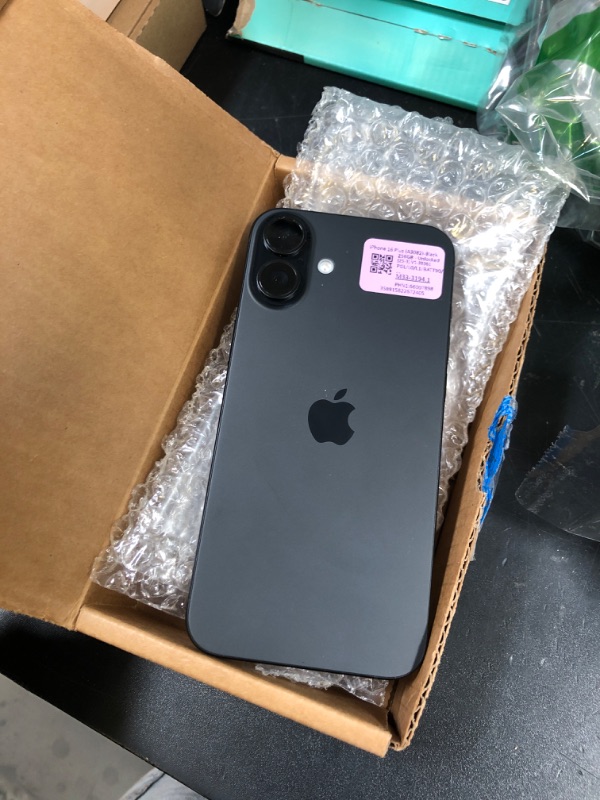 Photo 1 of Apple iPhone 16 Plus, US Version, 256GB, Black - Unlocked (Renewed)