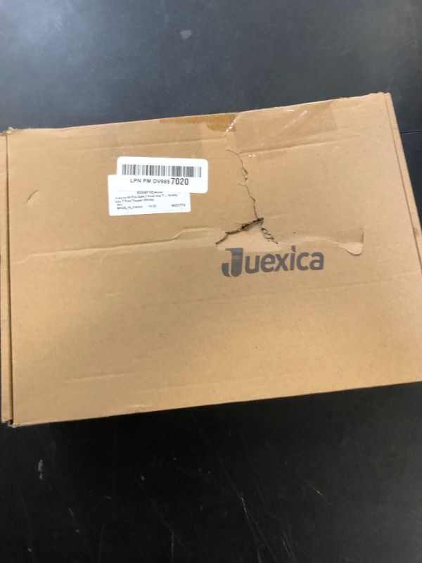 Photo 1 of Juexica 50 Pcs Safe T Post Cap T Post Vinyl Safety Cap T Post Topper (White)