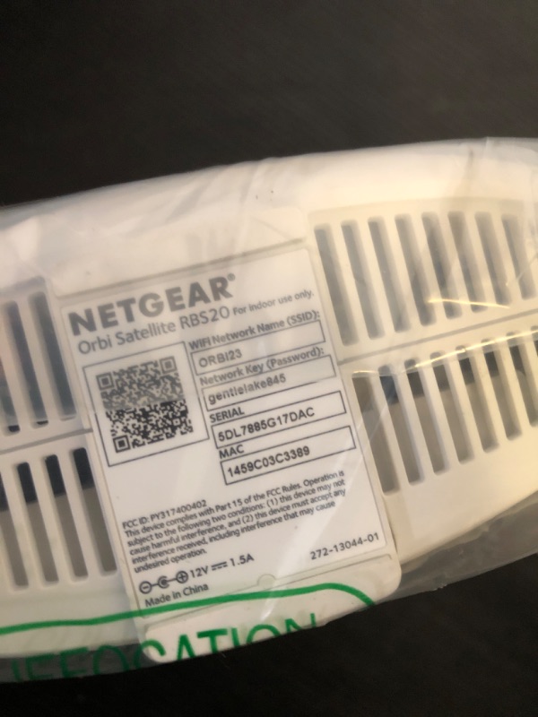Photo 1 of NETGEAR Orbi Whole Home Wifi System Add-On Satellite - White (Renewed)