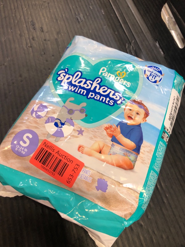 Photo 1 of Pampers Swim Diapers - Splashers - Size 2-3, 20 Count, Gap-Free Disposable Baby Swimming Pants