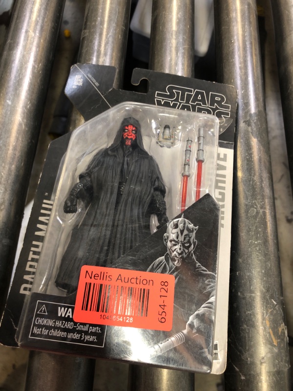 Photo 1 of STAR WARS The Black Series Archive Anakin Skywalker 6" Scale Figure
