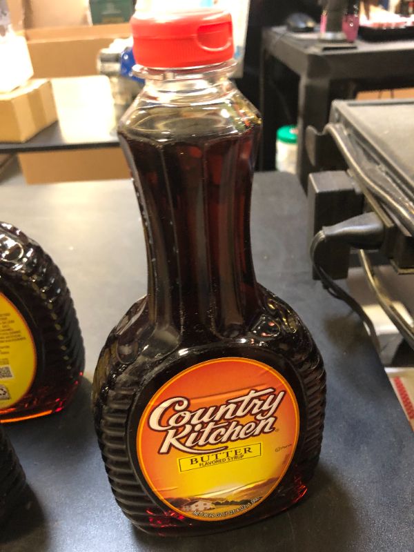Photo 1 of Country Kitchen Syrup 36oz BB 4/19/25 DIRTY PKG

