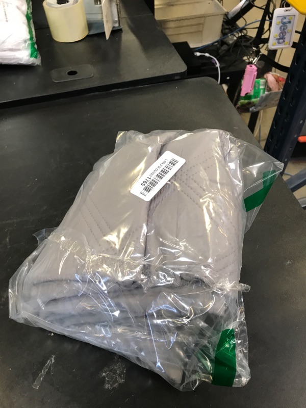 Photo 1 of Ameritex Waterproof Dog Bed Cover Pet Blanket with Anti-Slip Back for Furniture Bed Couch Sofa