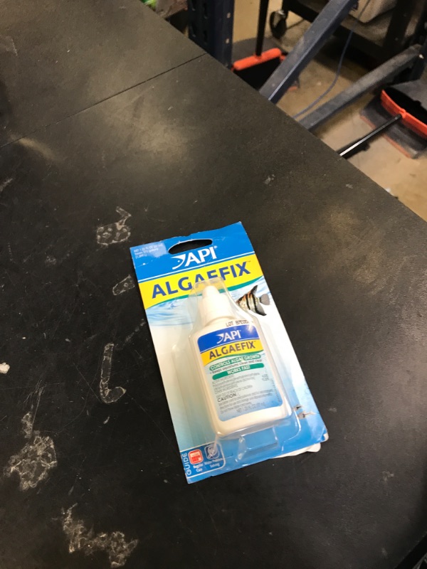 Photo 1 of API ALGAEFIX Algae Control 1.25-Ounce Bottle