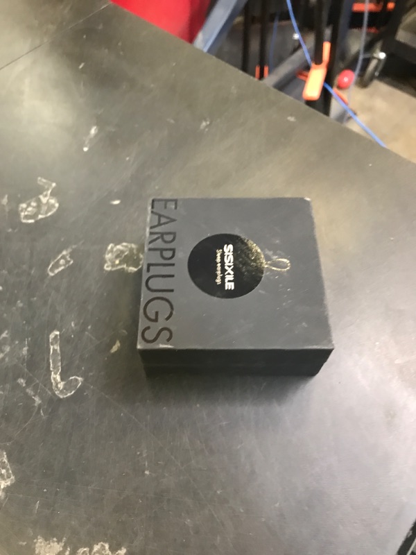 Photo 1 of Ear Plugs for Sleeping, Made of Ultra-Comfortable Edible Silicone with Passive Noise Reduction Technology for Noise Reduction 35 dB, 8 Ear Tips in XS/S/M/L (Black+White)