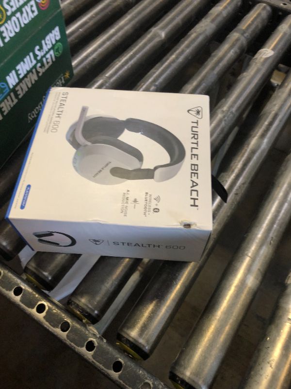 Photo 1 of Turtle Beach Stealth 600 Wireless Multiplatform Amplified Gaming Headset for PS5, PS4, PC, & Mobile – Bluetooth, 80-Hr Battery, Noise-Cancelling Flip-to-Mute Mic, 50mm Speakers – White