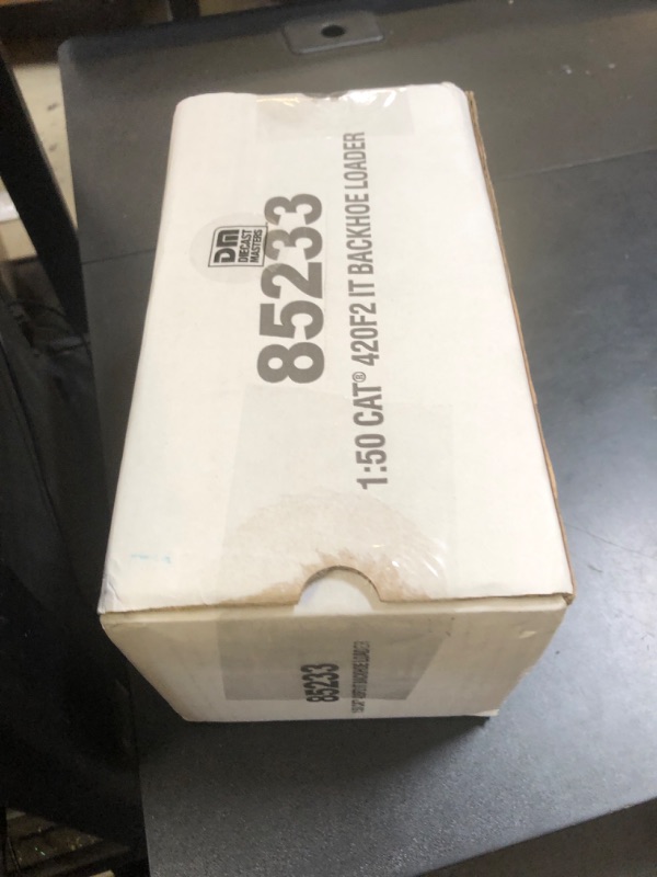 Photo 1 of Diecast Masters | Kenworth T680 - Pearl White | 1:50 Scale Officially Licensed Diecast Model Semi Truck | Model 71119