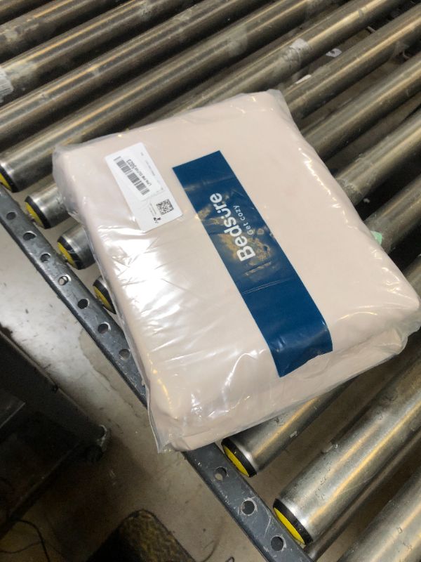 Photo 1 of Bedsure King Duvet Cover with Fitted Sheet - Soft Double Brushed Bedding Set with Zipper Closure, 4 Pieces, Includes 1 Duvet Cover, 1 Fitted Sheet, 2 Pillow Shams, NO Comforter, Linen