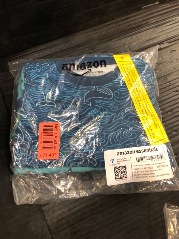 Photo 1 of Amazon Essentials Unisex Toddlers' Snug-Fit Cotton Pajama Sleepwear Sets, Aqua Green Whale/Blue Sea Life, 3T