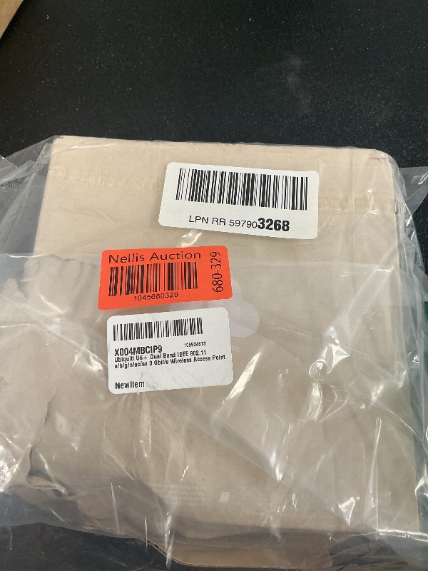 Photo 1 of Ubiquiti U6+ Dual Band IEEE 802.11 a/b/g/n/ac/ax 3 Gbit/s Wireless Access Point