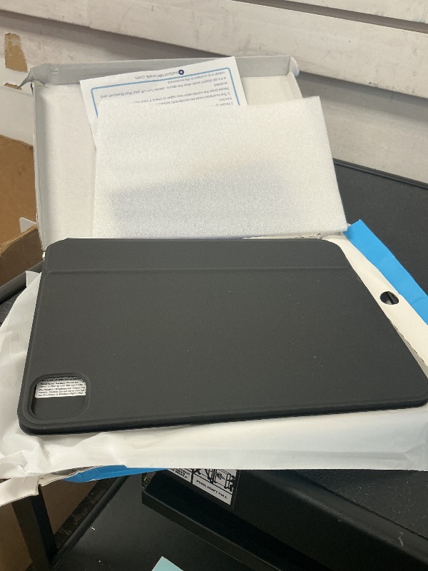 Photo 1 of 
Keyboard Case for iPad Air 11-inch (M3 2025 / M2 2024) & iPad Pro 11 inch(1st/2nd/3rd/4th Generation) – Magic-Style Magnetic Keyboard Case with...