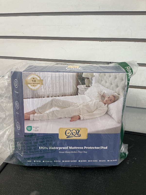 Photo 1 of GRT Waterproof Mattress Pad Full